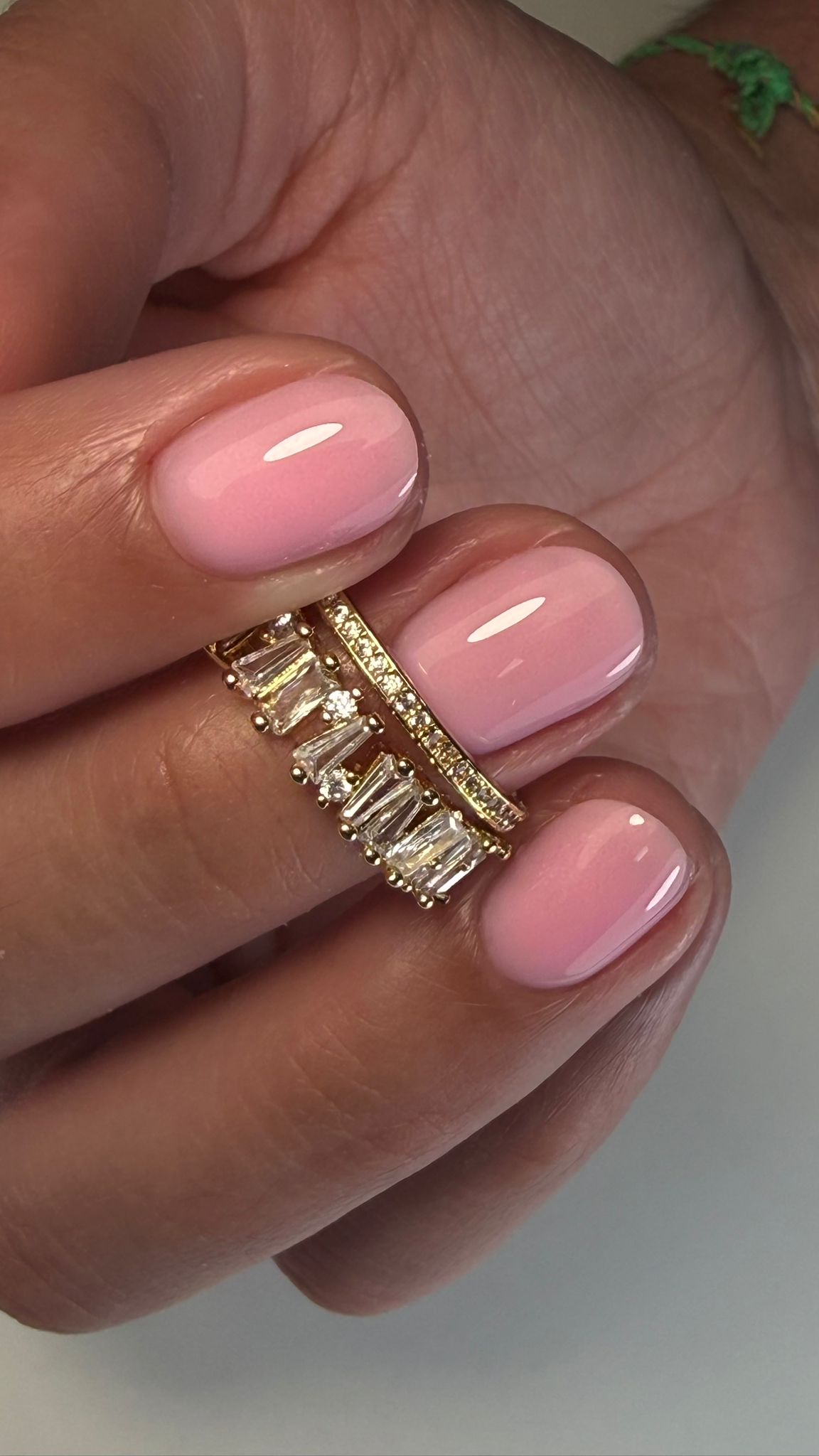 Raquel Pimenta nail work